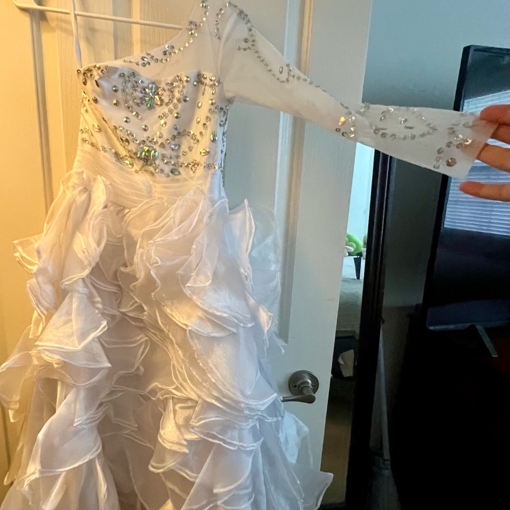 Pageant Dress - Picture 2 of 9